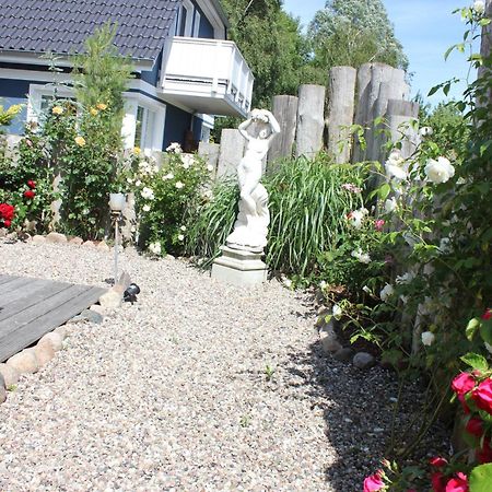 Haus Amo Solem Aparthotel Dierhagen Bilik gambar